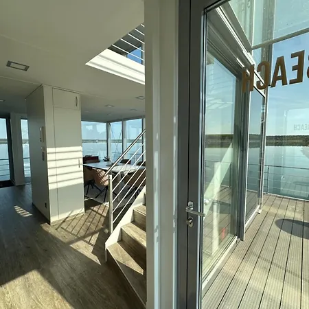 Schwimmende Haus ヴィラ *