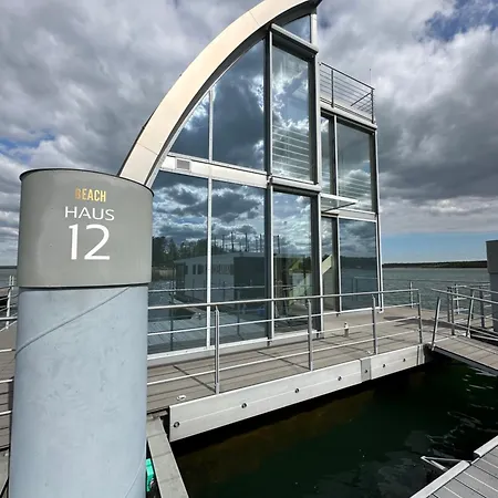 Schwimmende Haus * Elsterheide