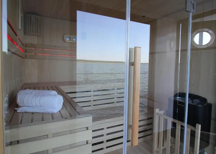 Schwimmende Haus فيلة Elsterheide